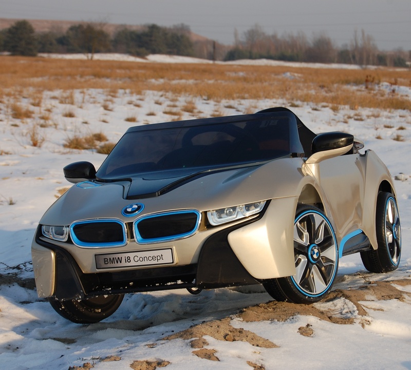 ORYGINALNE BMW i8 CONCEPT W NAJLEPSZEJ WERSJI, LAKIER/168 - obrazek 4
