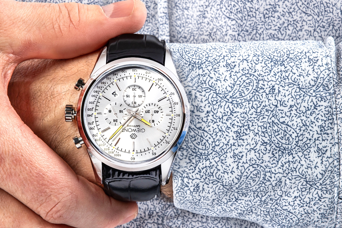 Zegarek Męski Giewont Chronograph Sapphire Srebrny GW7650-A1 - obrazek 5