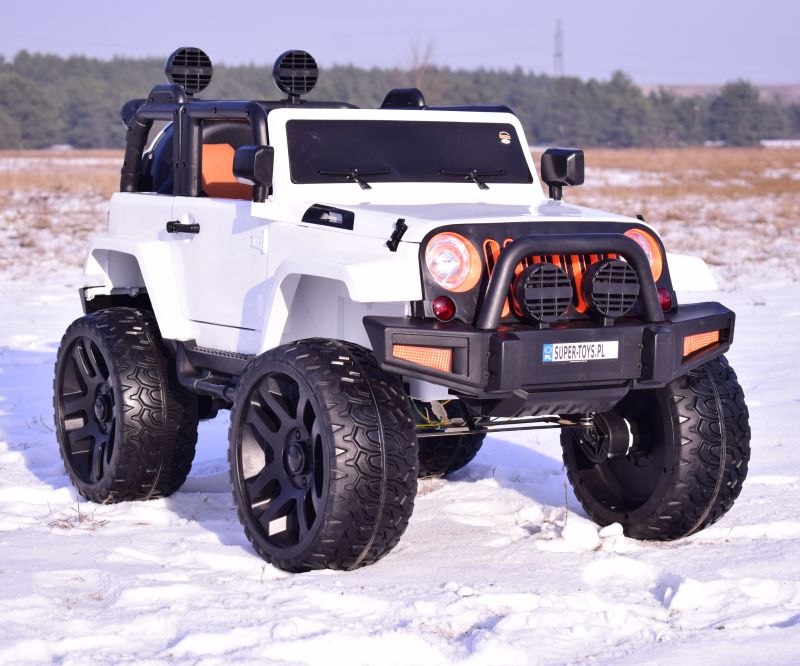MEGA JEEP 4X4, MIĘKKIE KOŁA, MIĘKKIE SIEDZENIE, FUNKCJA BUJANIA SUPER HIT/LT828 - obrazek 4