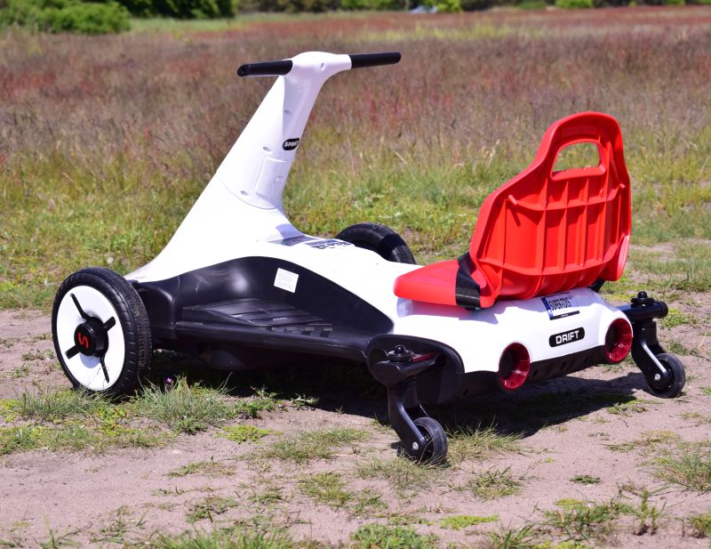 SZYBKI DRIFTUJĄCY GOKART, BLUETOOTH, ŚWIATŁA NOWOŚĆ/BDQ-8108 - obrazek 4