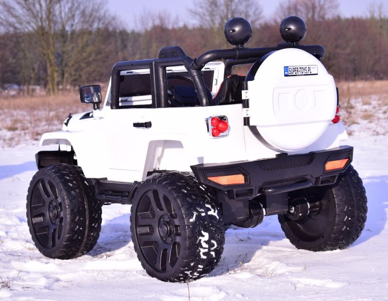 MEGA JEEP 4X4, MIĘKKIE KOŁA, MIĘKKIE SIEDZENIE, FUNKCJA BUJANIA SUPER HIT/LT828 - obrazek 7
