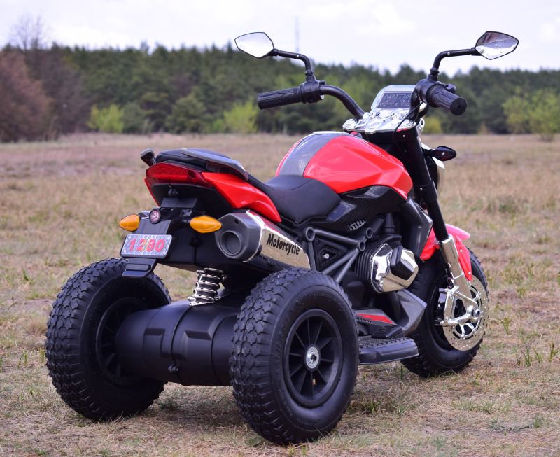 NAJNOWSZY WIELKI MOTOR , POMPOWANE KOŁA, PANEL, DŹWIĘKI, SKÓRA, STRONG2/1280 - obrazek 3
