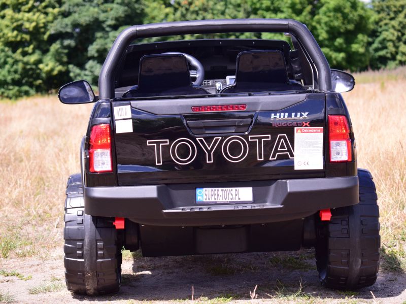 ORYGINALNA TOYOTA HILUX, 2X12V10AH W WALIZCE,MP4, LAKIER, FULL OPCJA 4X4 /DKHL850 - obrazek 2