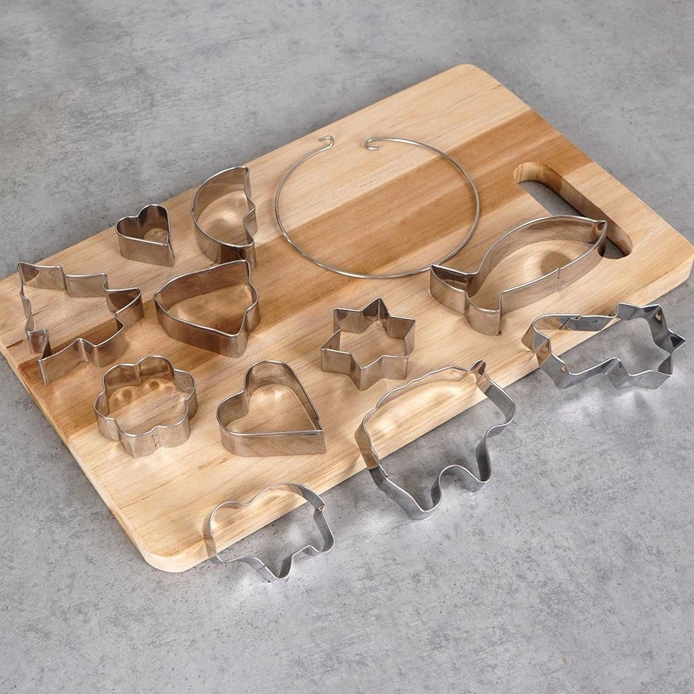 Wykrawacze do Ciastek 10 el. LA CUCINA Aluminiowe Boże Narodzenie - obrazek 2