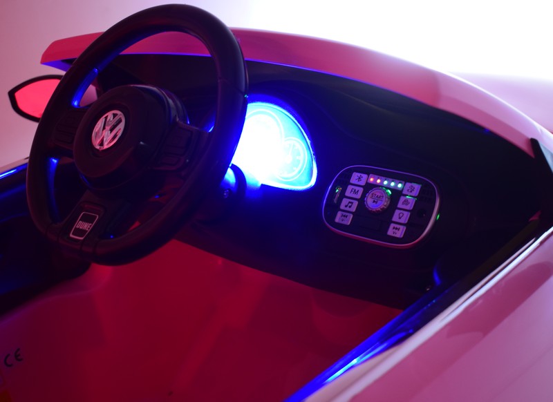 VW BEETLE, MIĘKKIE SIEDZENIE , MIEKKIE KOŁA, SYSTEM ESW, RADIO FM, BLUETOOTH, ŚWIATŁA AWARYJNE /S303 - obrazek 4