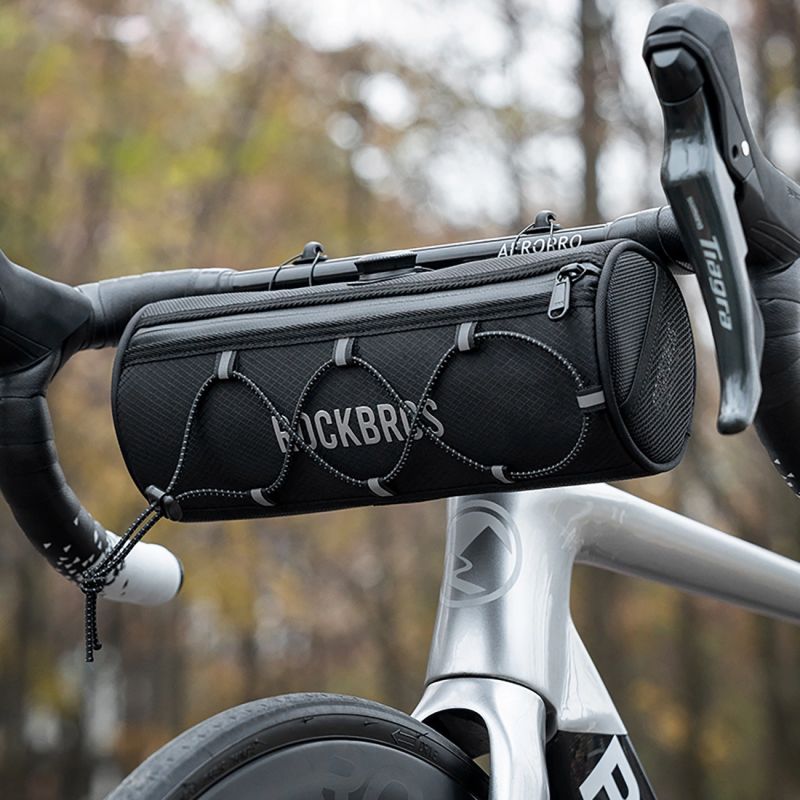 Torba rowerowa Rockbros TL002 ROAD TO SKY 1,5 l na kierownicę wodoodporna - czarna - obrazek 4