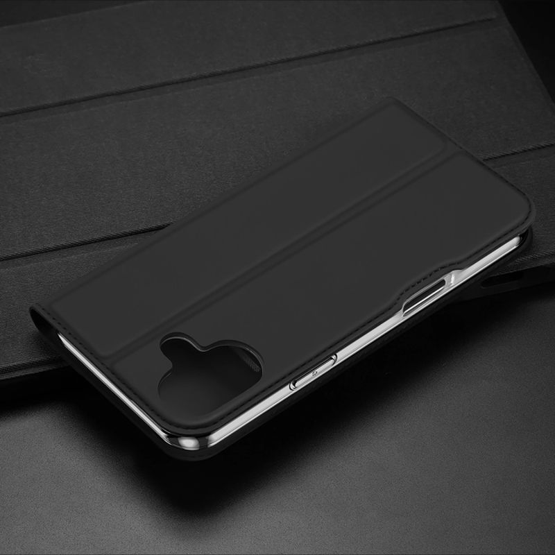 Etui Dux Ducis Skin Pro na iPhone 16 Plus z klapką i miejscem na kartę - czarne - obrazek 14